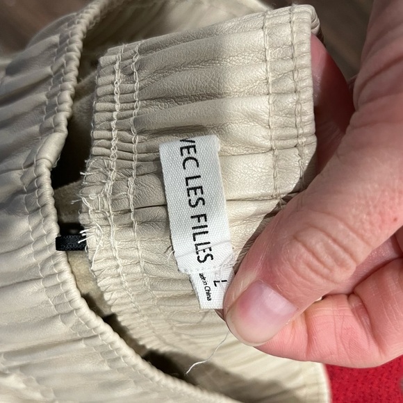 Avec Les Filles Pants Women's Large Ivory Faux Leather Ankle zip Joggers - Picture 7 of 8